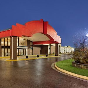Americinn By Wyndham Grand Rapids Airport North